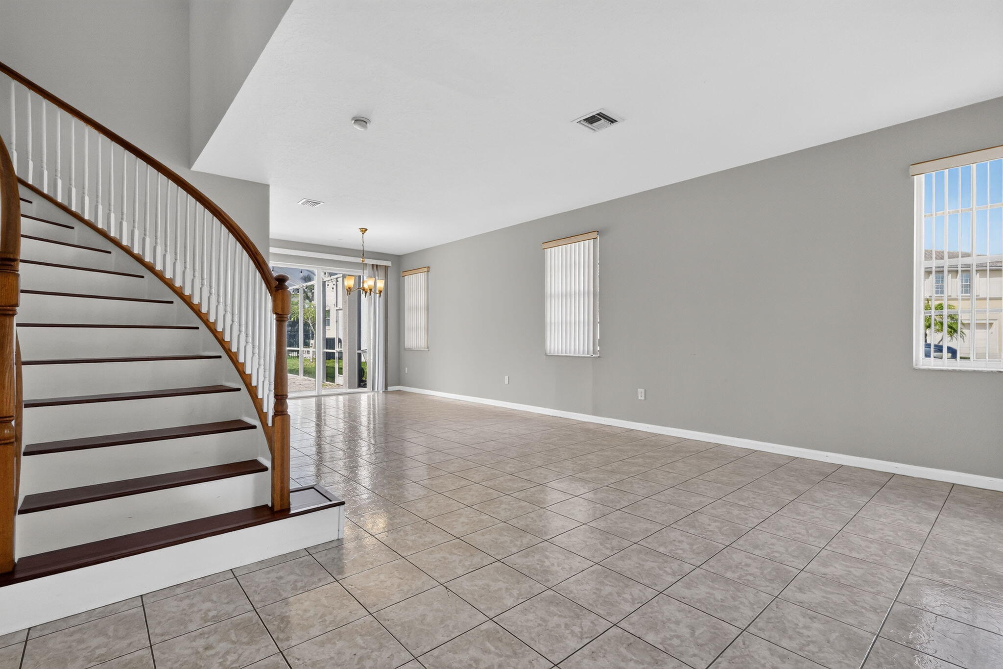 9855 Woolworth Court Court Property Photo 4