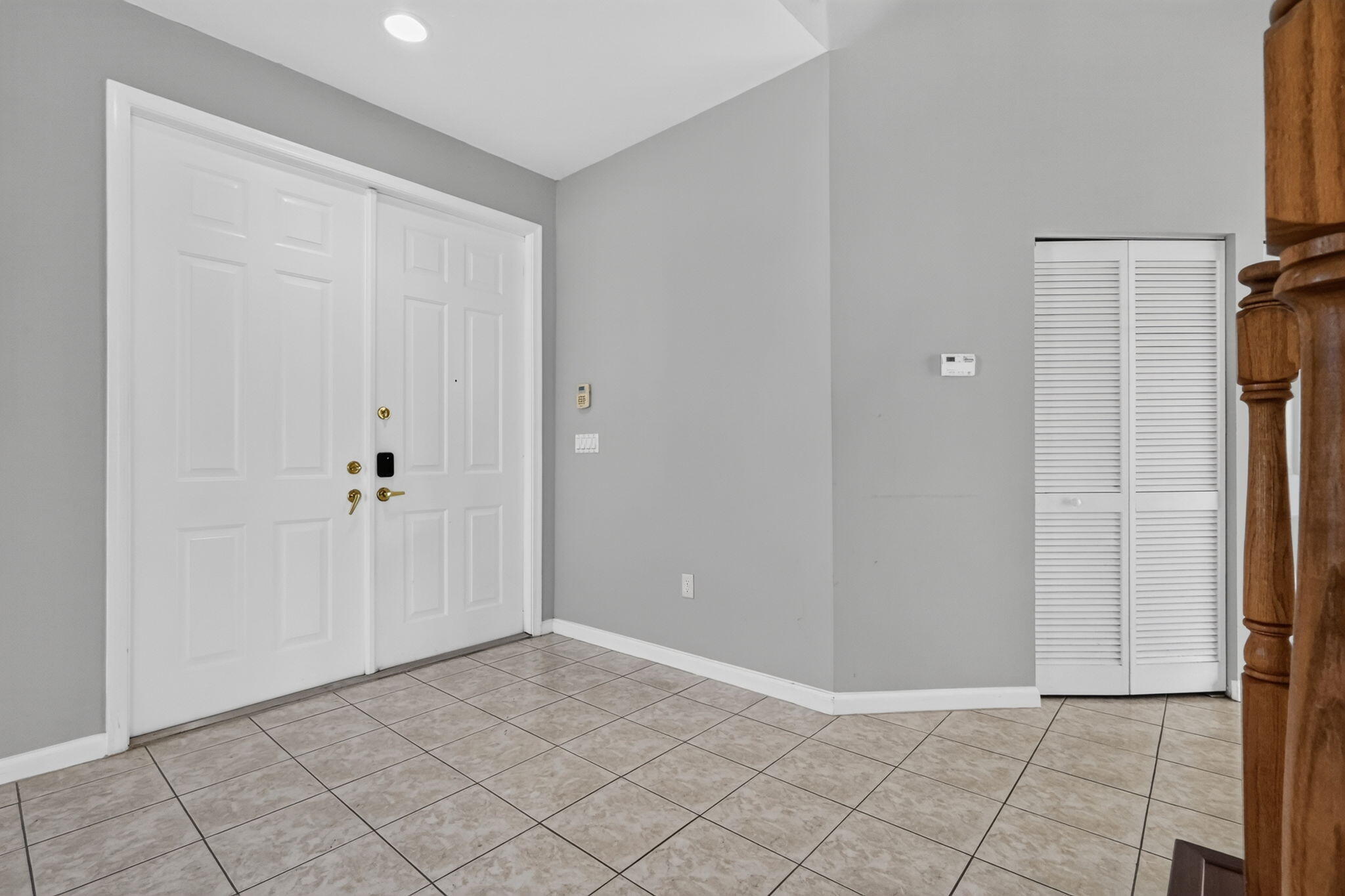 9855 Woolworth Court Court Property Photo 10