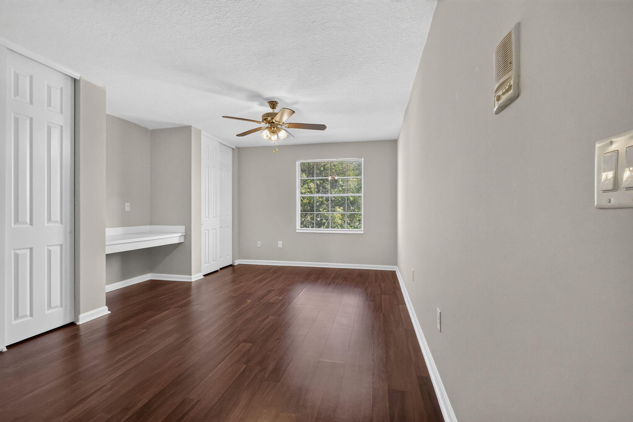 9855 Woolworth Court Court Property Photo 36