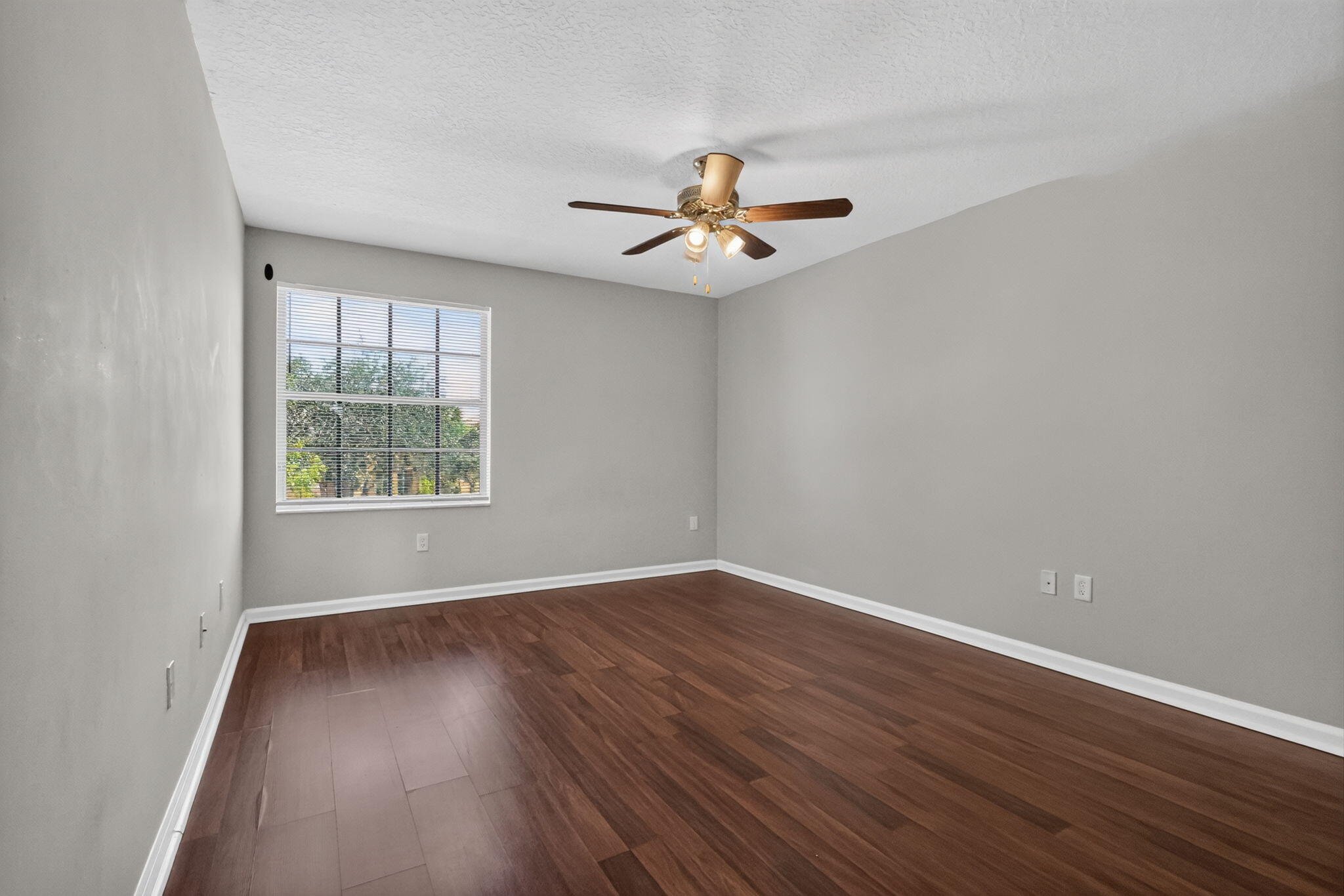 9855 Woolworth Court Court Property Photo 39