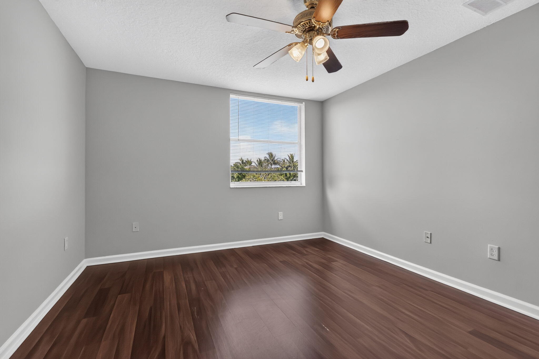 9855 Woolworth Court Court Property Photo 48