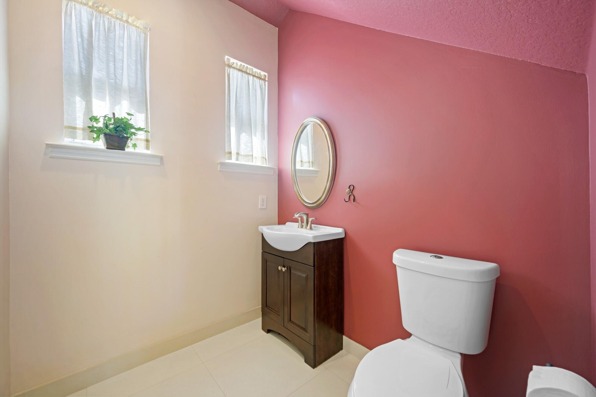 1384 Harbor View W Property Photo 11