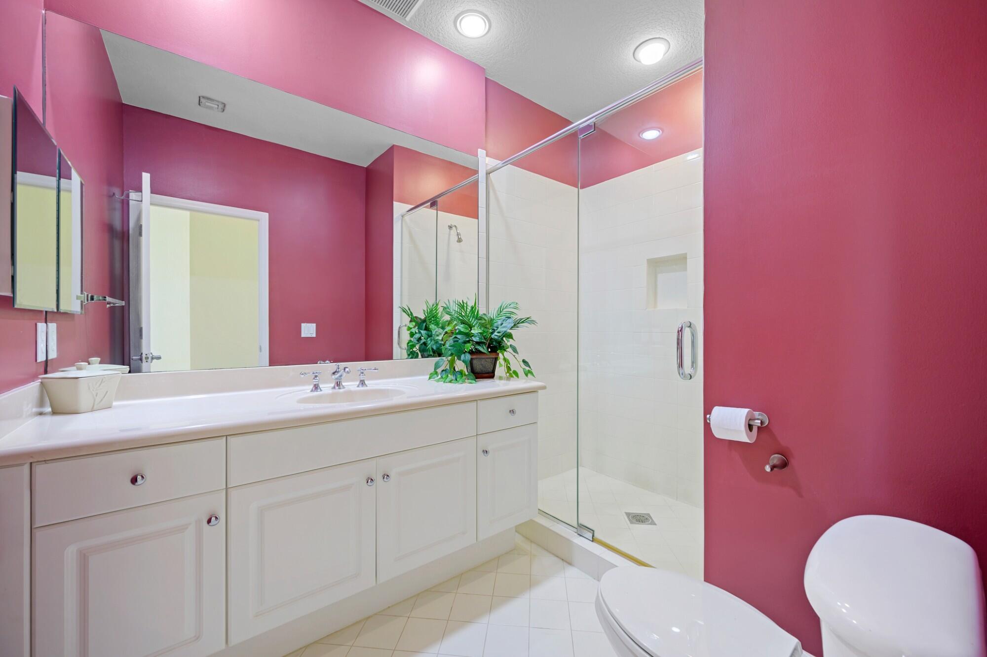 1384 Harbor View W Property Photo 19