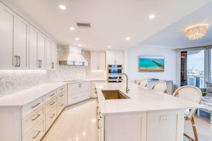 570 Ocean Drive 601 Property Photo 6