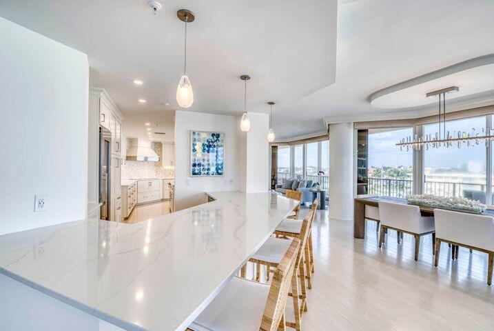 570 Ocean Drive 601 Property Photo 11