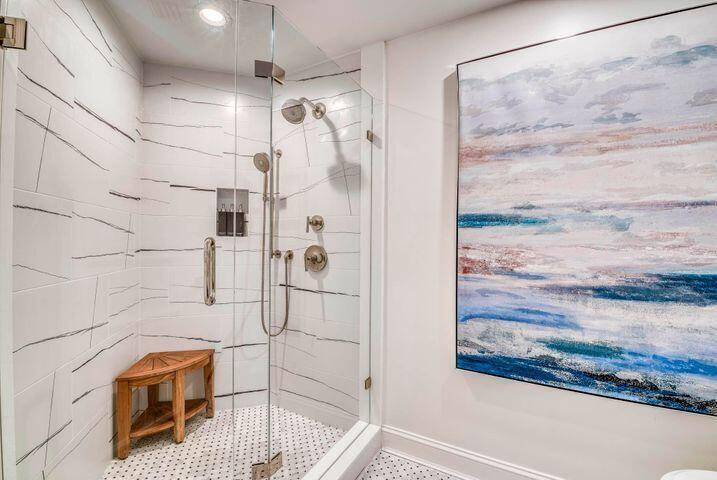 570 Ocean Drive 601 Property Photo 19