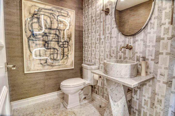 570 Ocean Drive 601 Property Photo 25
