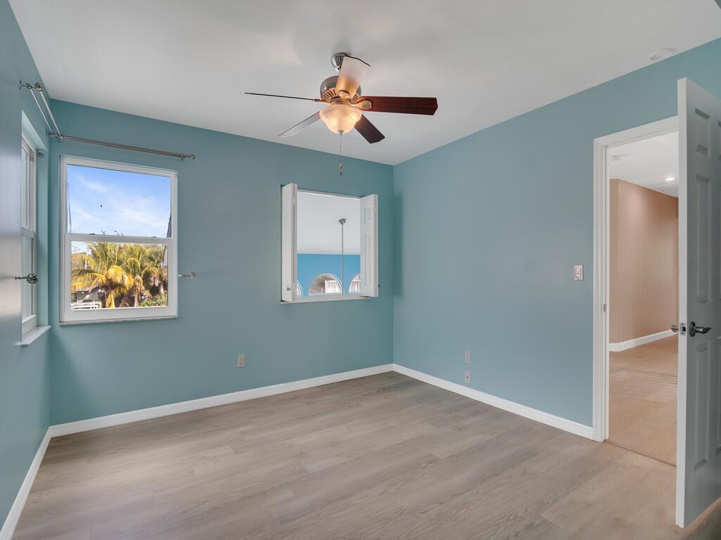 721 Shore Drive Property Photo 21