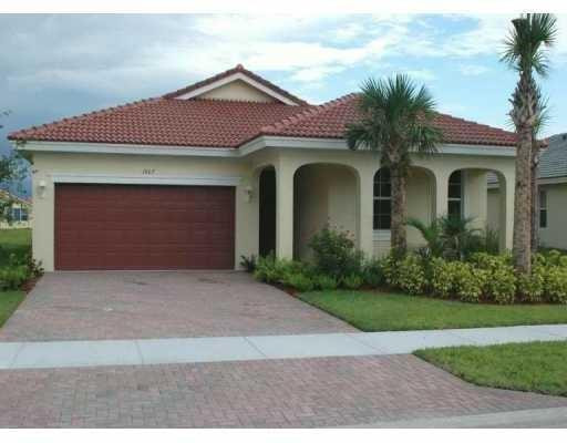 1807 SW Jamesport Drive Property Photo 1