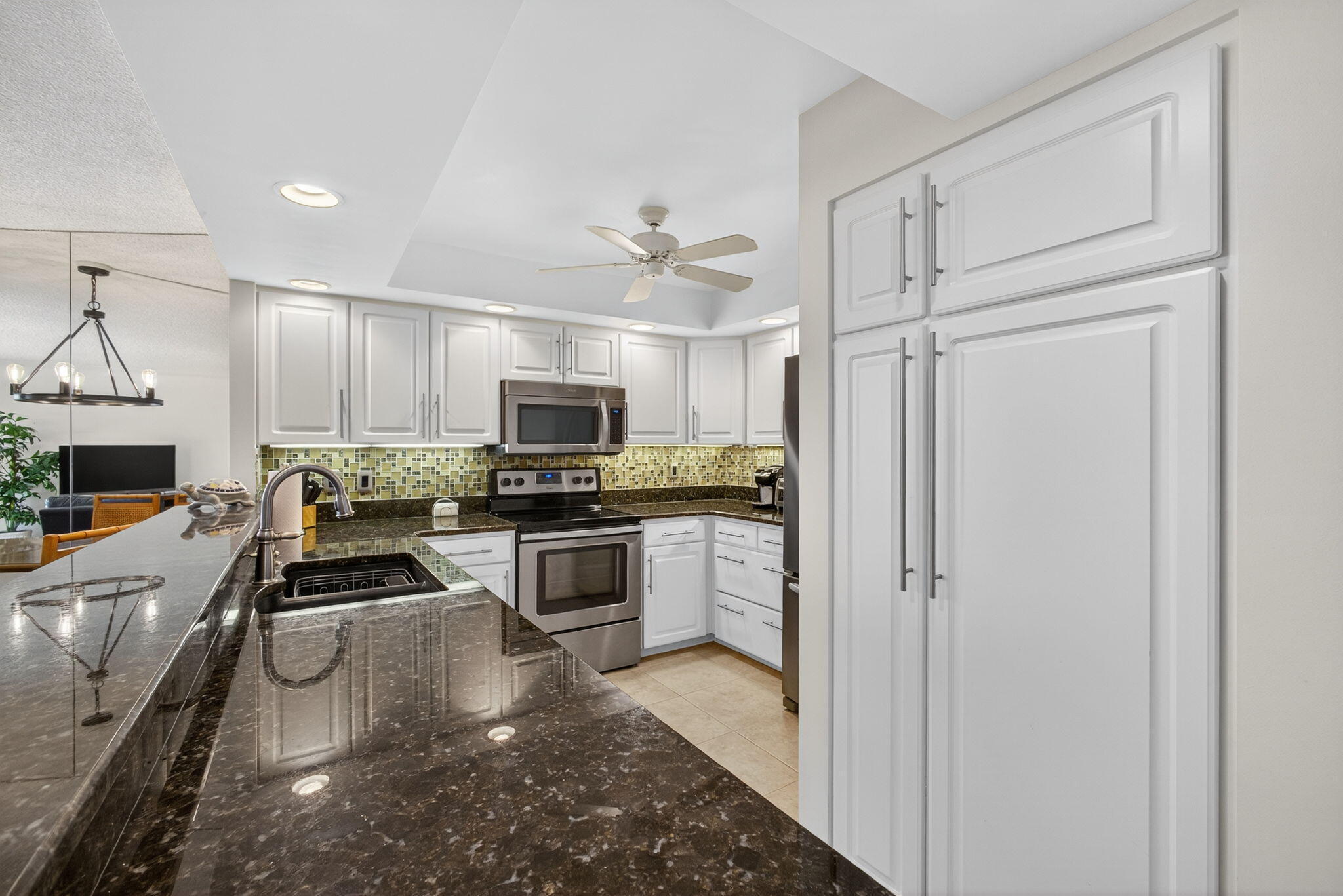 2800 N Ocean Drive A-3a Property Photo 3