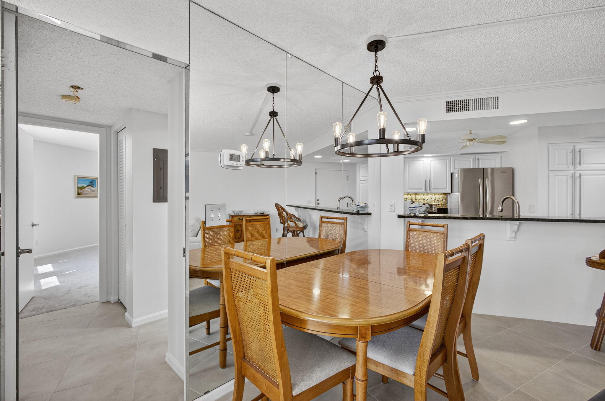 2800 N Ocean Drive A-3a Property Photo 11