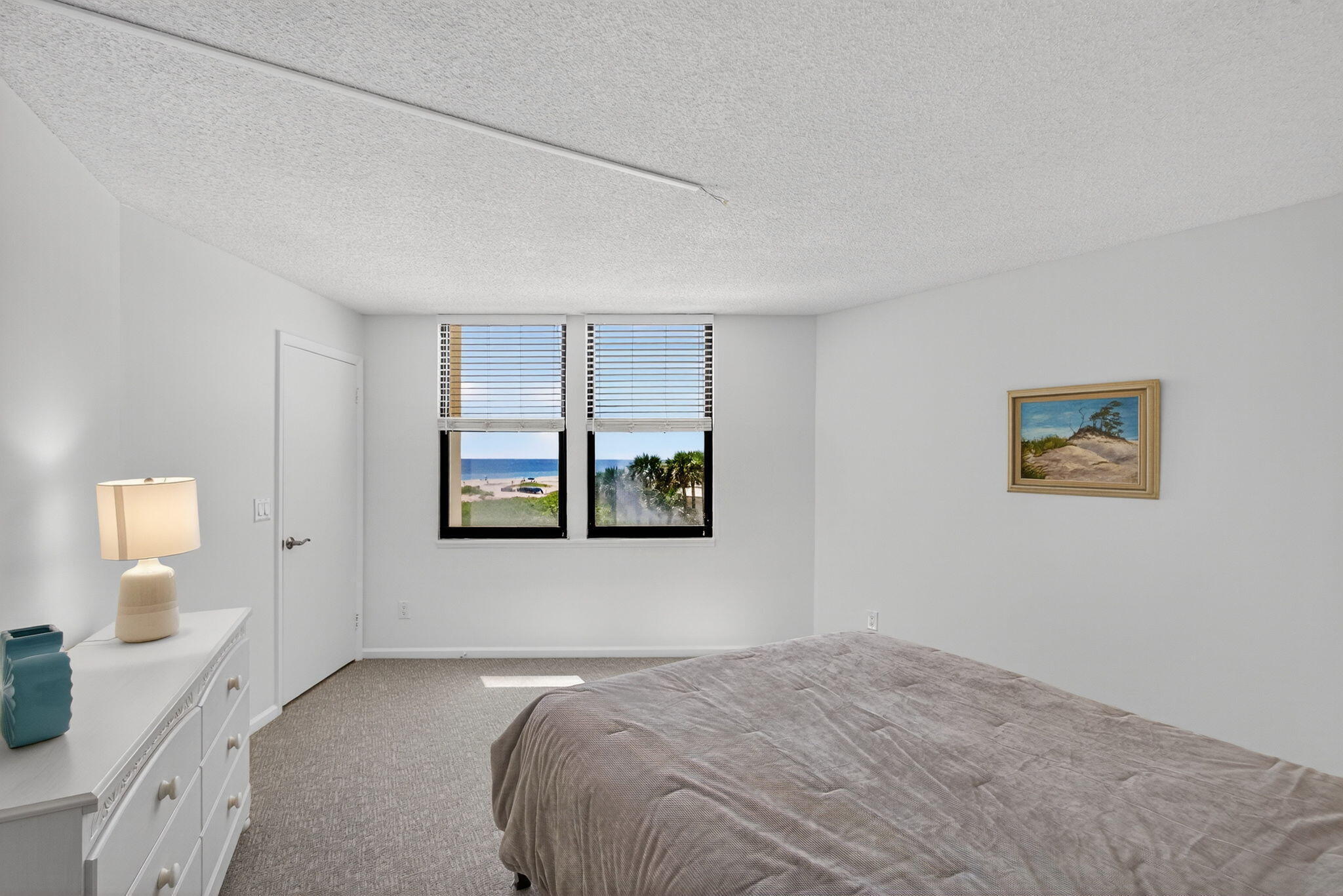 2800 N Ocean Drive A-3a Property Photo 31
