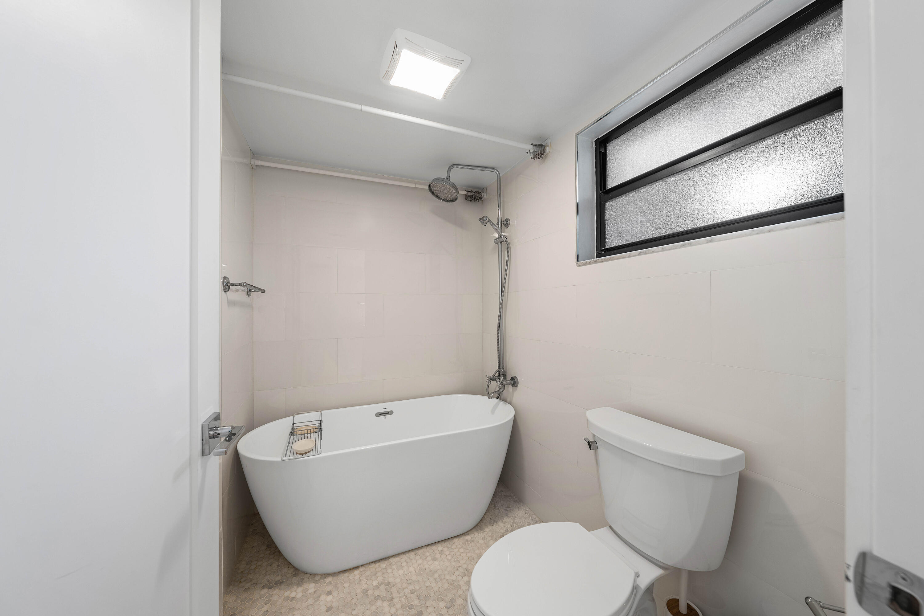 11863 Wimbledon Circle 504 Property Photo 21