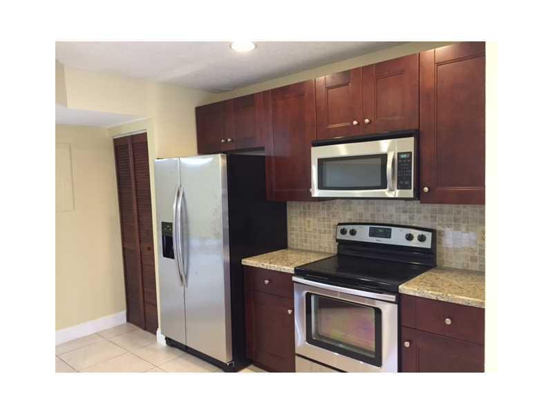 9295 W Sunrise Boulevard 9295 Property Photo 4