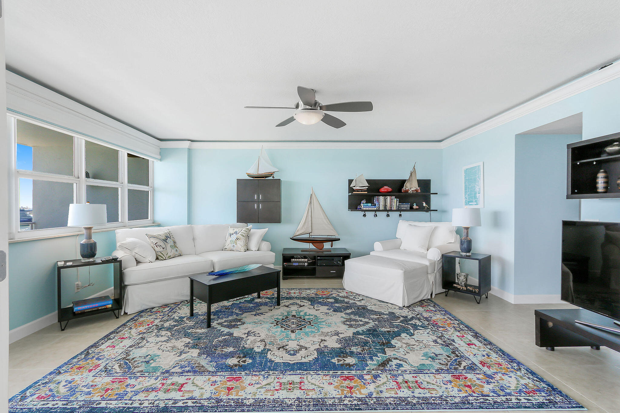 2000 S Ocean Drive 1810 Property Photo 12