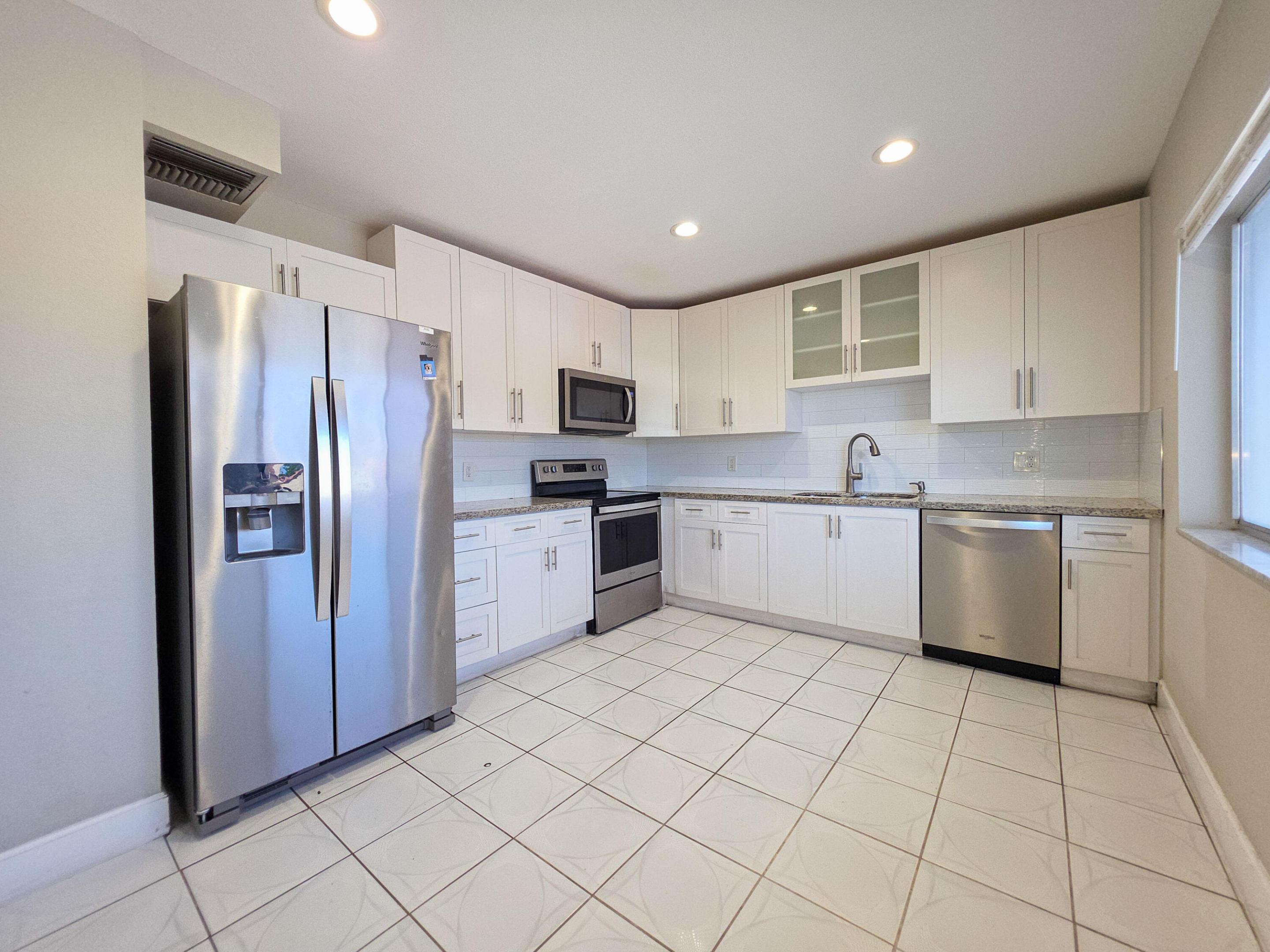 6289 Lear Drive 203 Property Photo 1