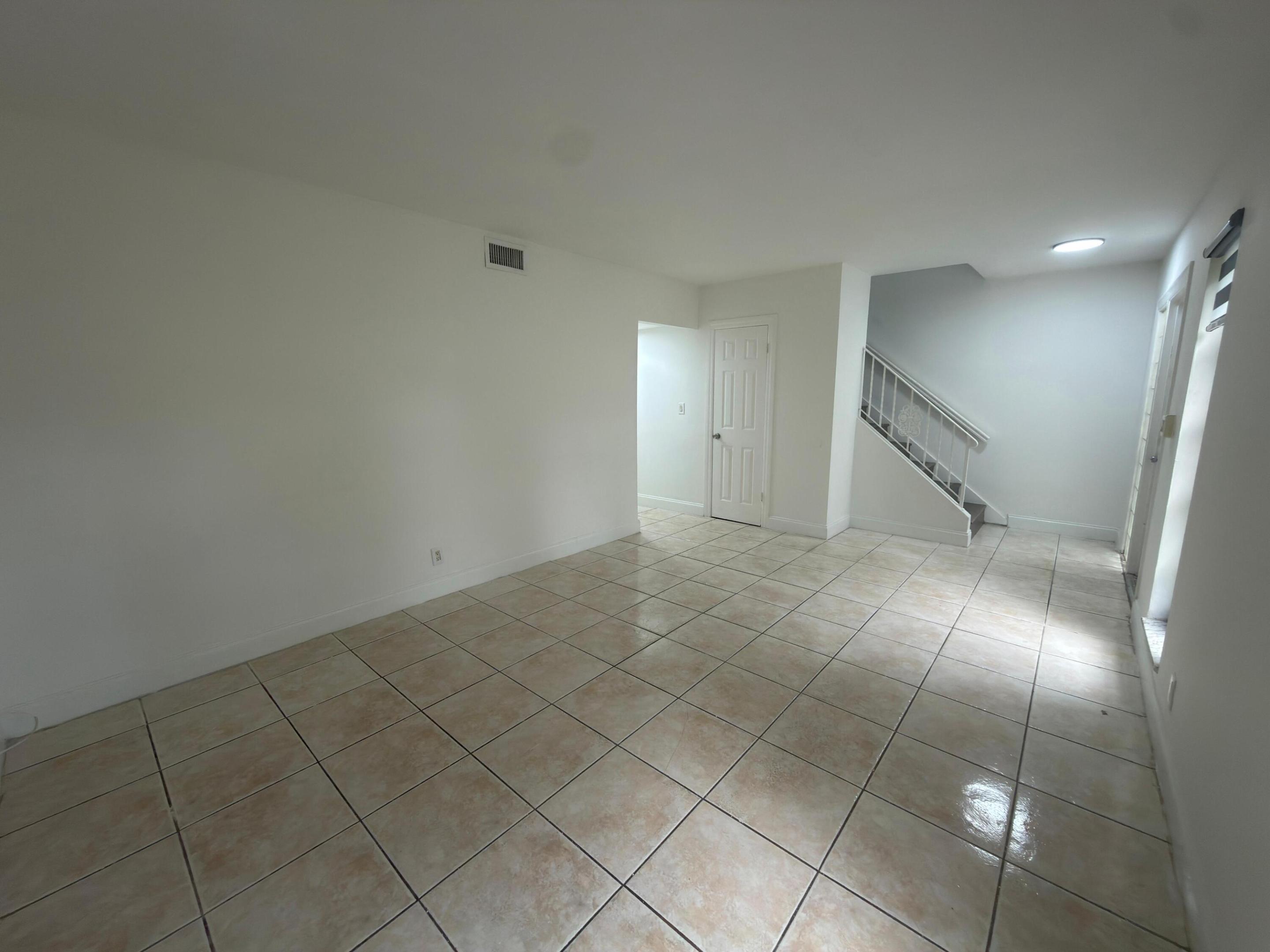 6583 Boulevard Of Champions Property Photo 5
