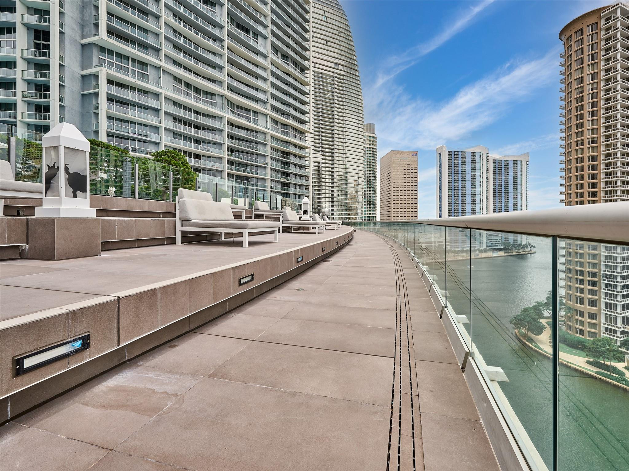 495 Brickell Avenue 4506 Property Photo 2