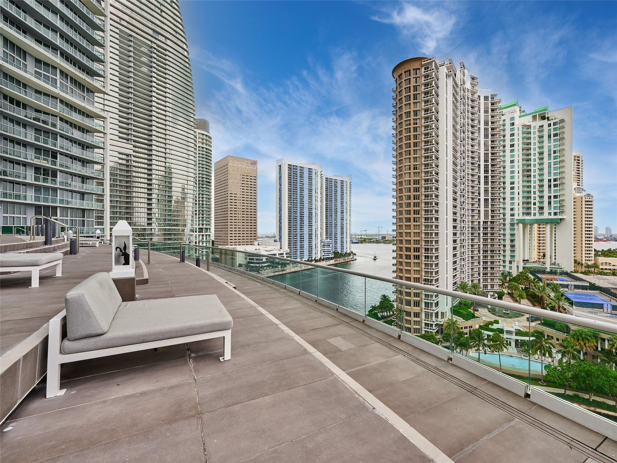 495 Brickell Avenue 4506 Property Photo 5