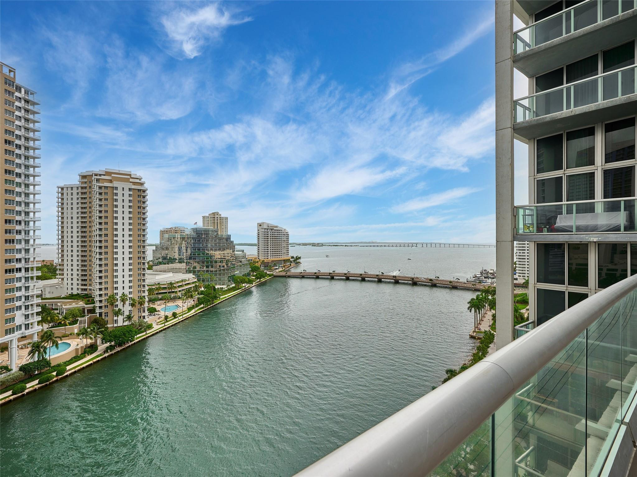 495 Brickell Avenue 4506 Property Photo 6