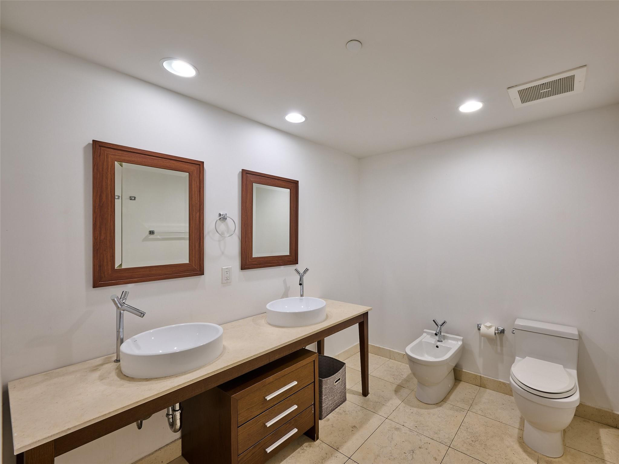 495 Brickell Avenue 4506 Property Photo 14