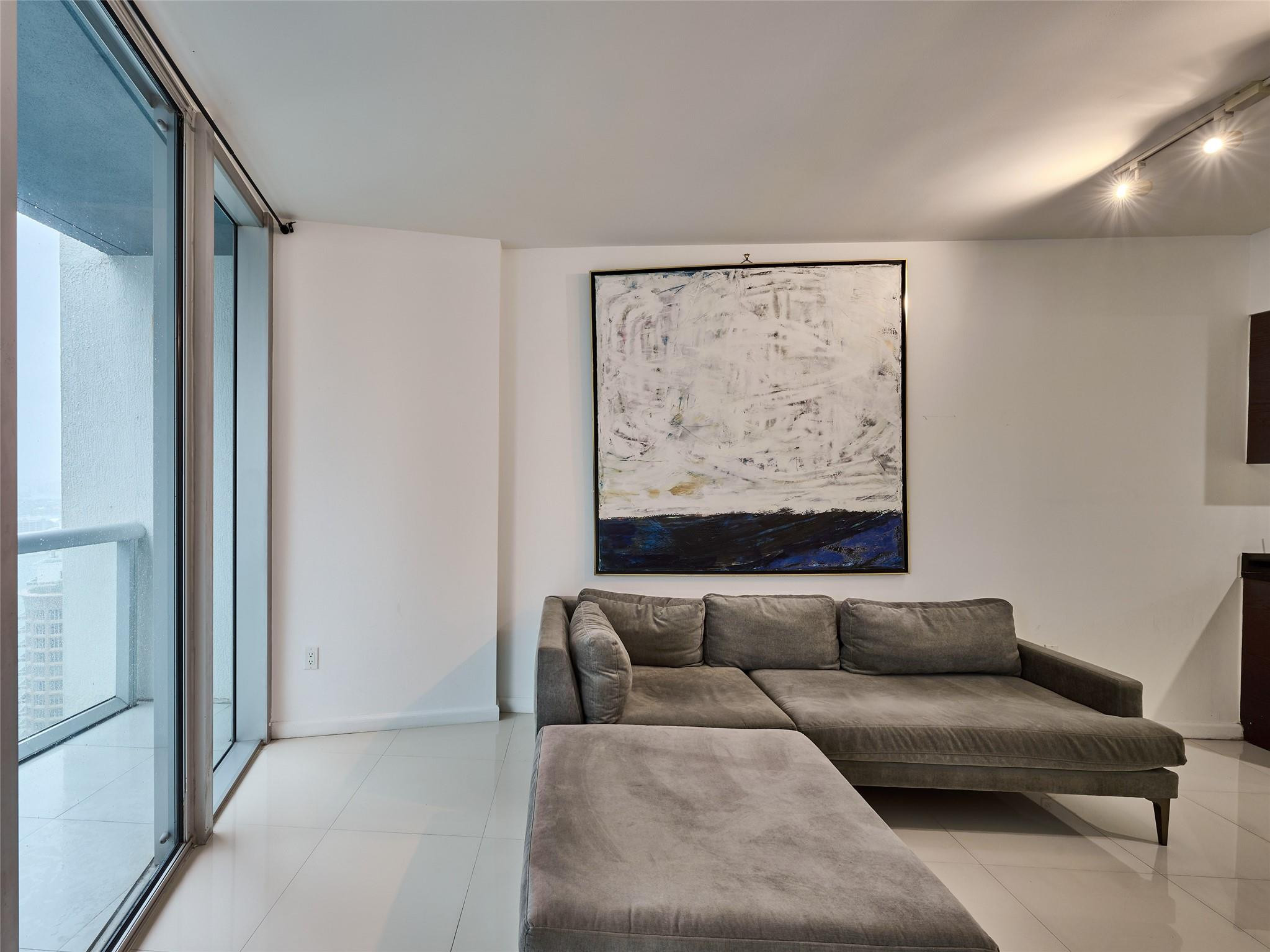 495 Brickell Avenue 4506 Property Photo 27