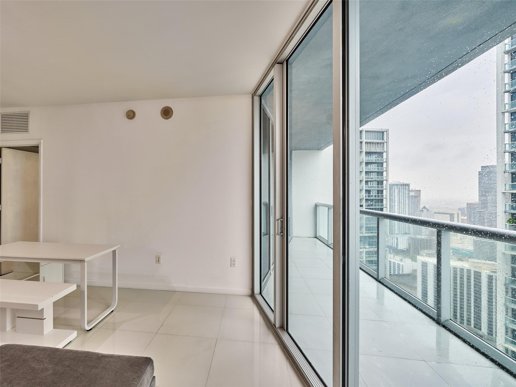 495 Brickell Avenue 4506 Property Photo 29