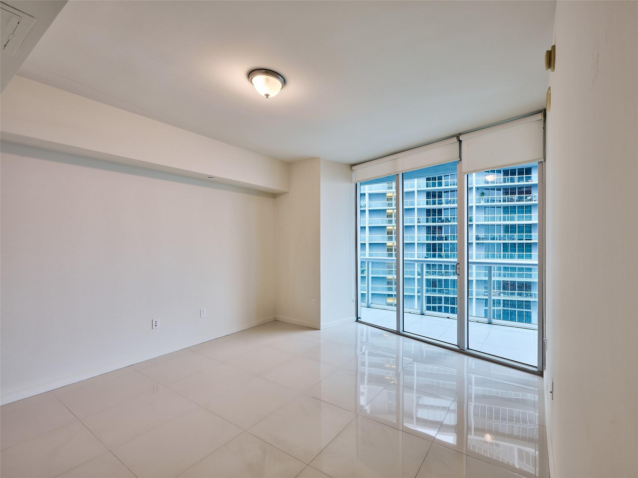 495 Brickell Avenue 4506 Property Photo 30