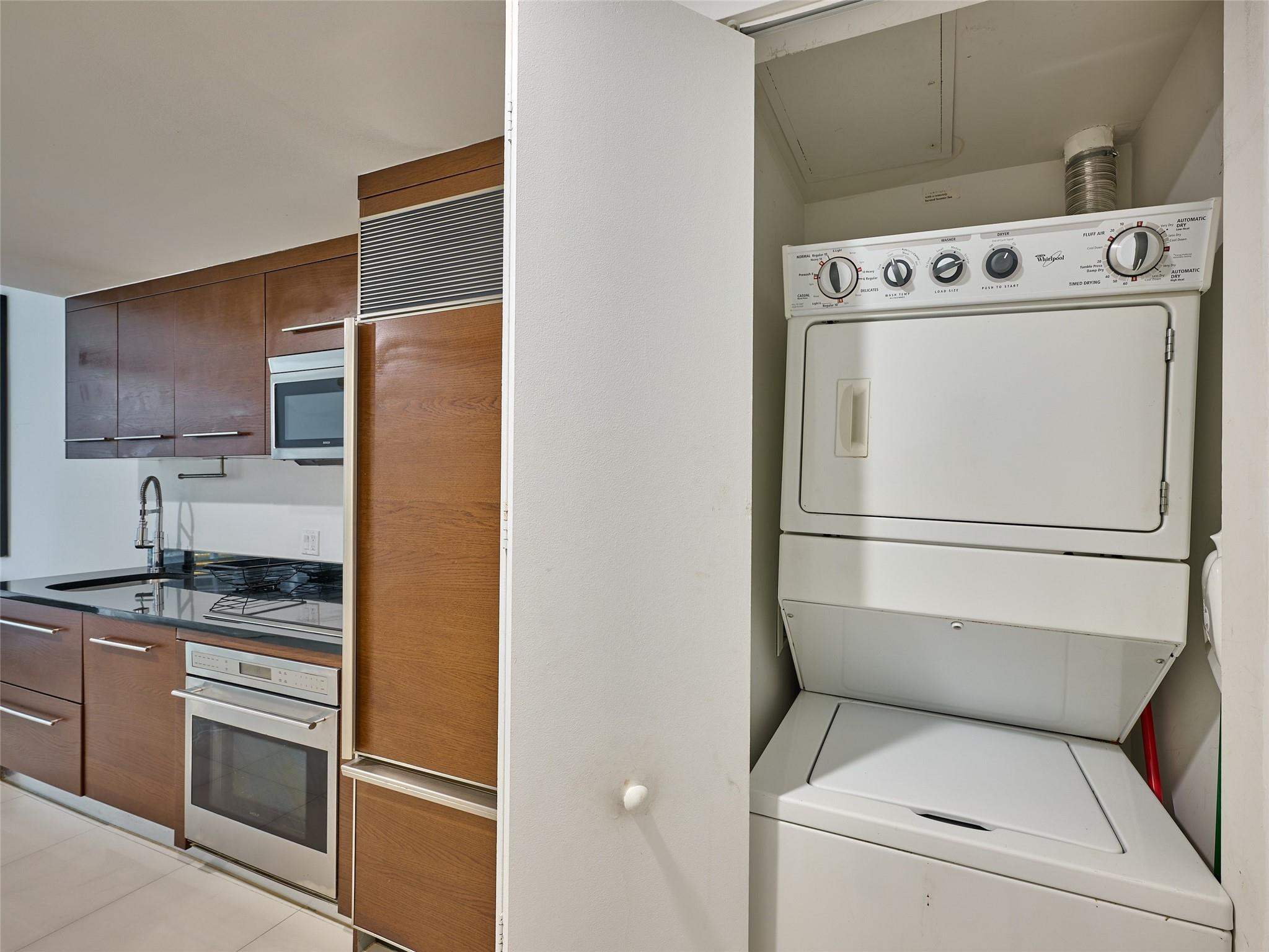495 Brickell Avenue 4506 Property Photo 39