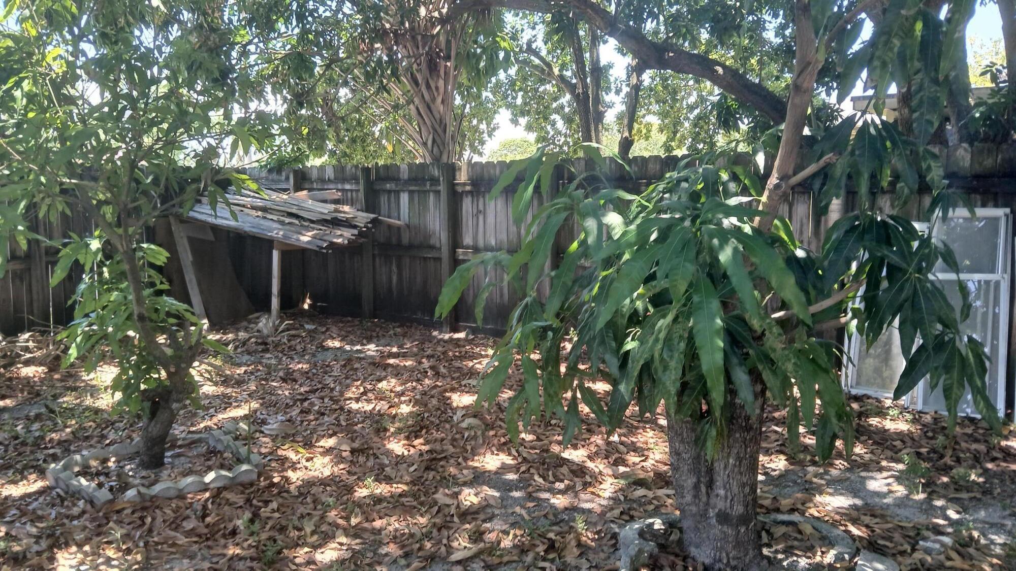 6231 Sw 9th Place Property Photo 11