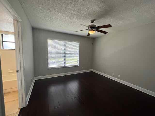 1700 Windorah Way E Property Photo 9