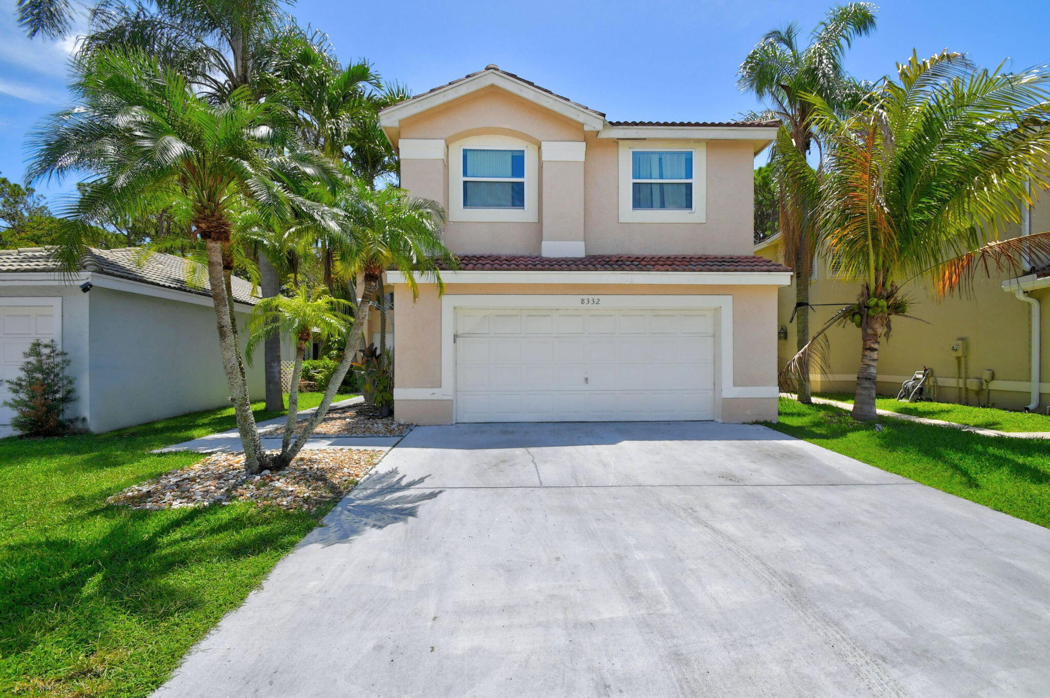 8332 Bermuda Sound Way Property Photo 3