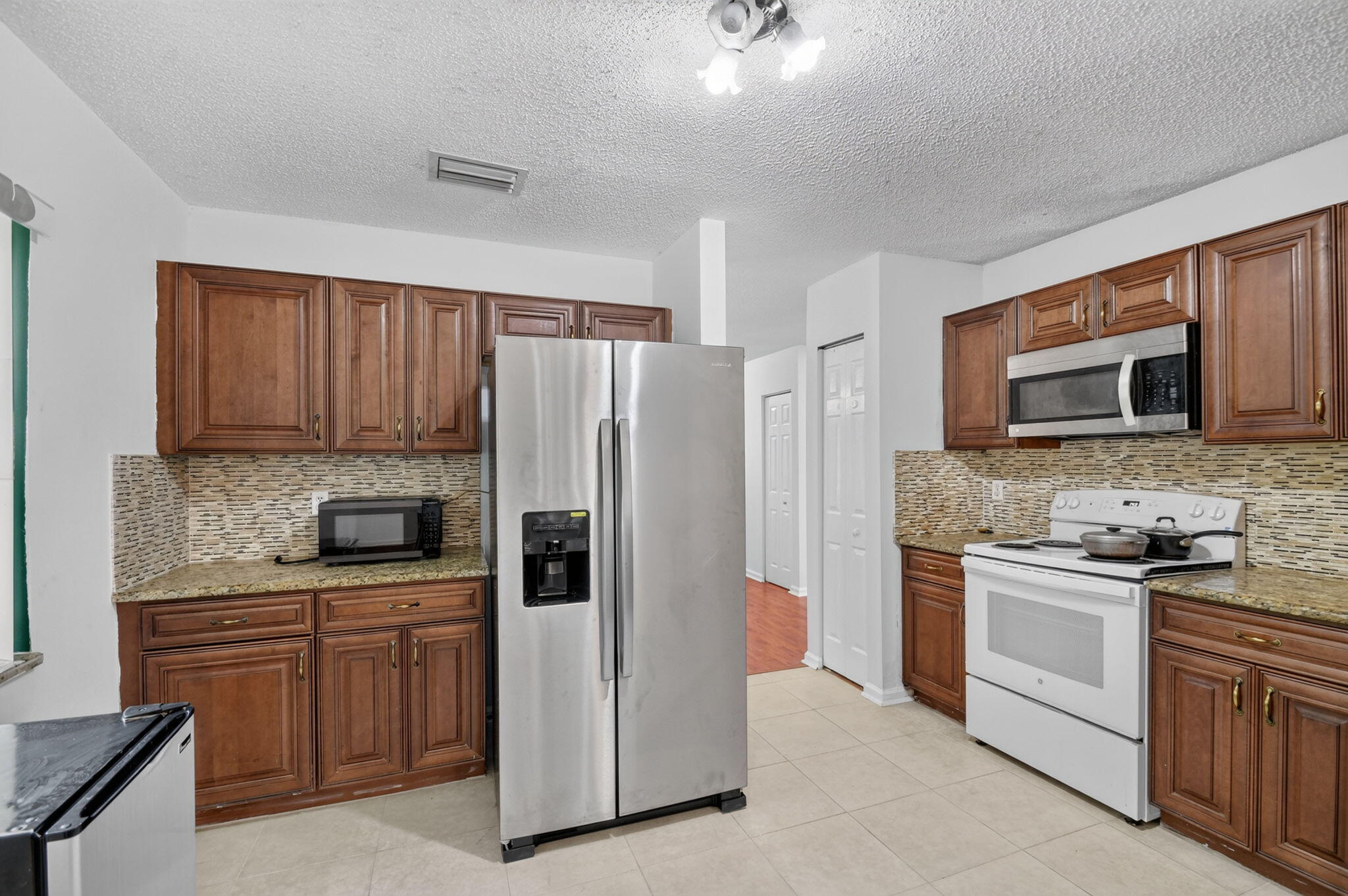 8332 Bermuda Sound Way Property Photo 16