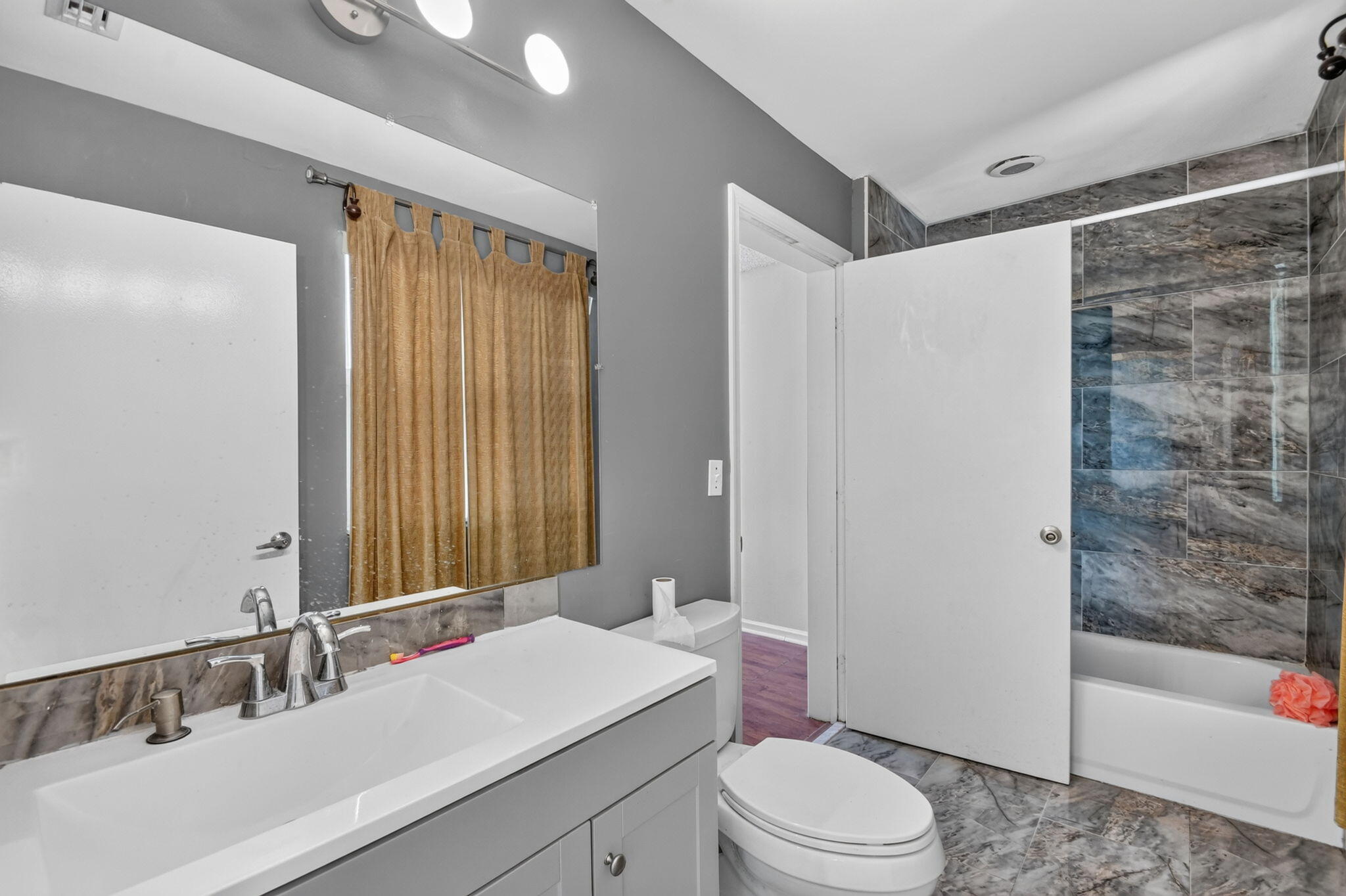8332 Bermuda Sound Way Property Photo 30