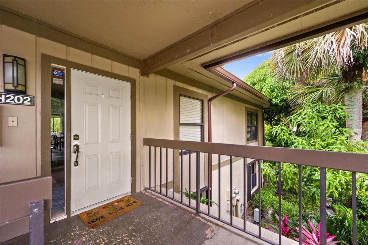 2835 Polo Island Drive H202 Property Photo 2