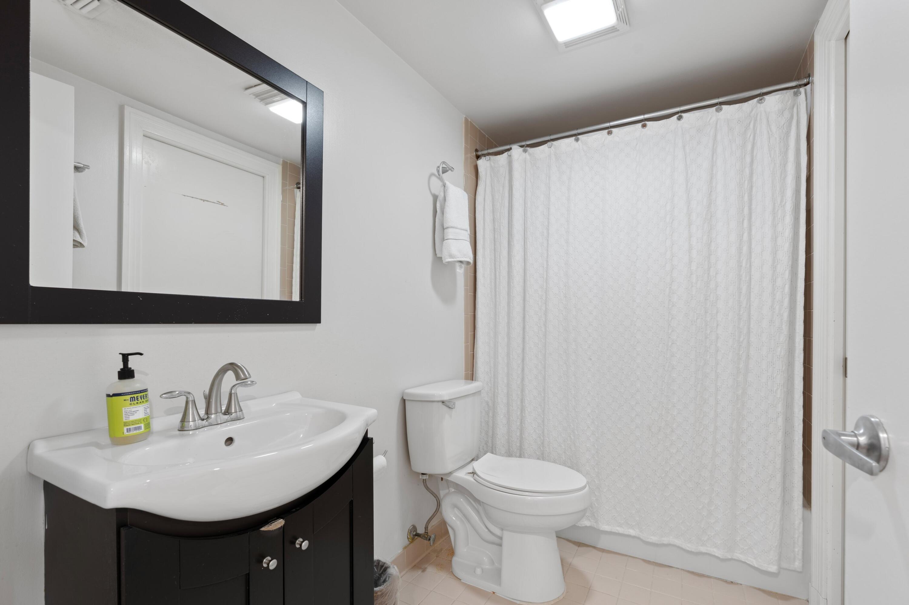 2835 Polo Island Drive H202 Property Photo 29
