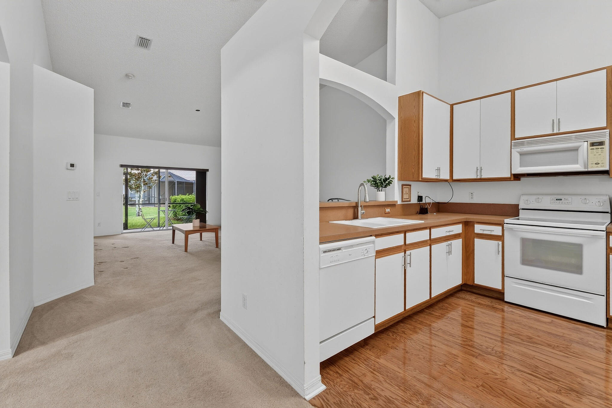 9442 Bridgeport Drive Property Photo 12