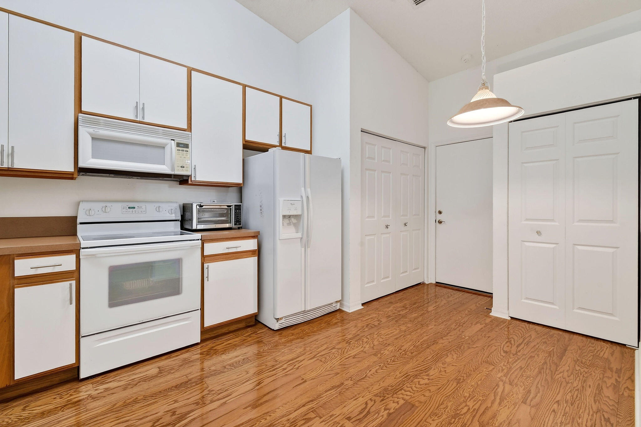 9442 Bridgeport Drive Property Photo 23