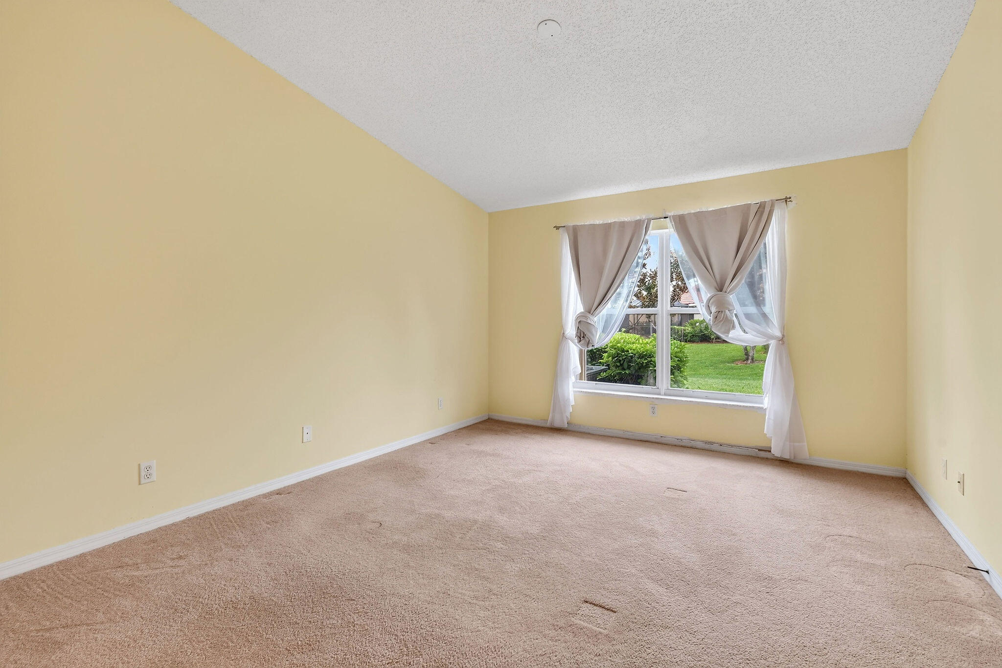 9442 Bridgeport Drive Property Photo 27