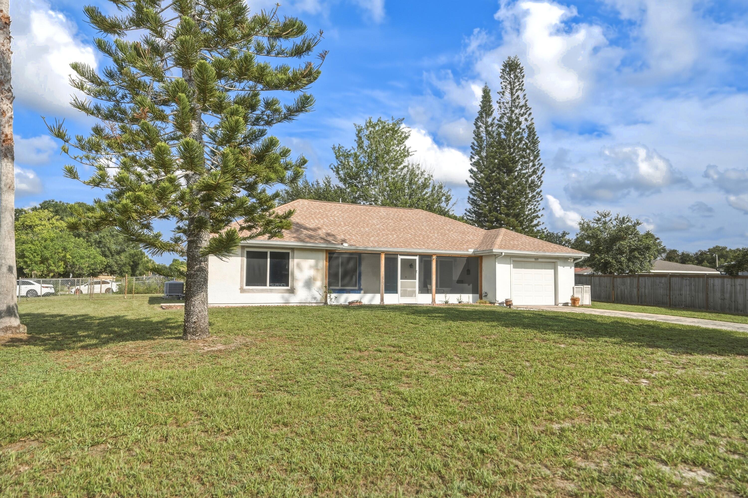3120 Sw Landale Boulevard Property Photo 2