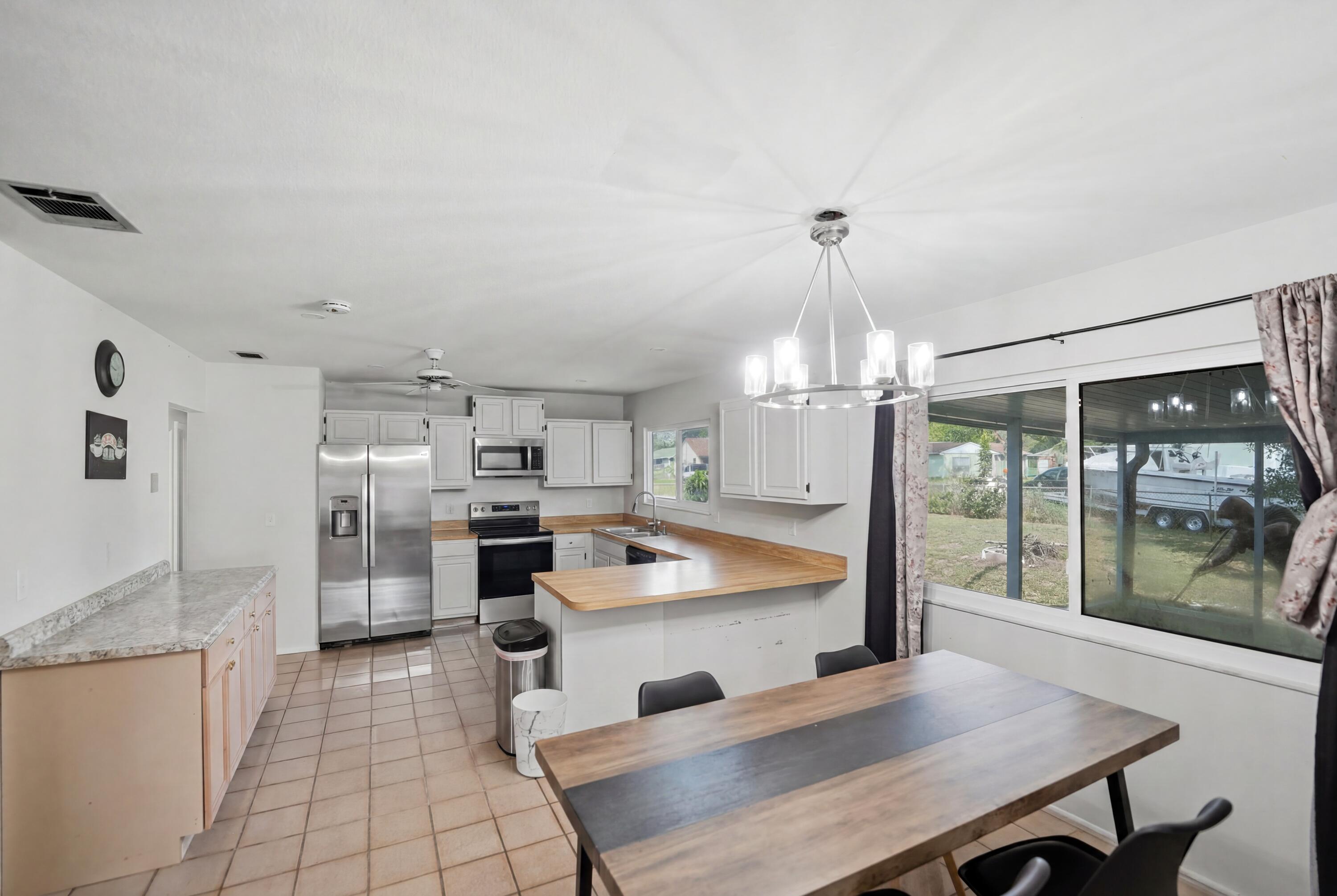 3120 Sw Landale Boulevard Property Photo 20