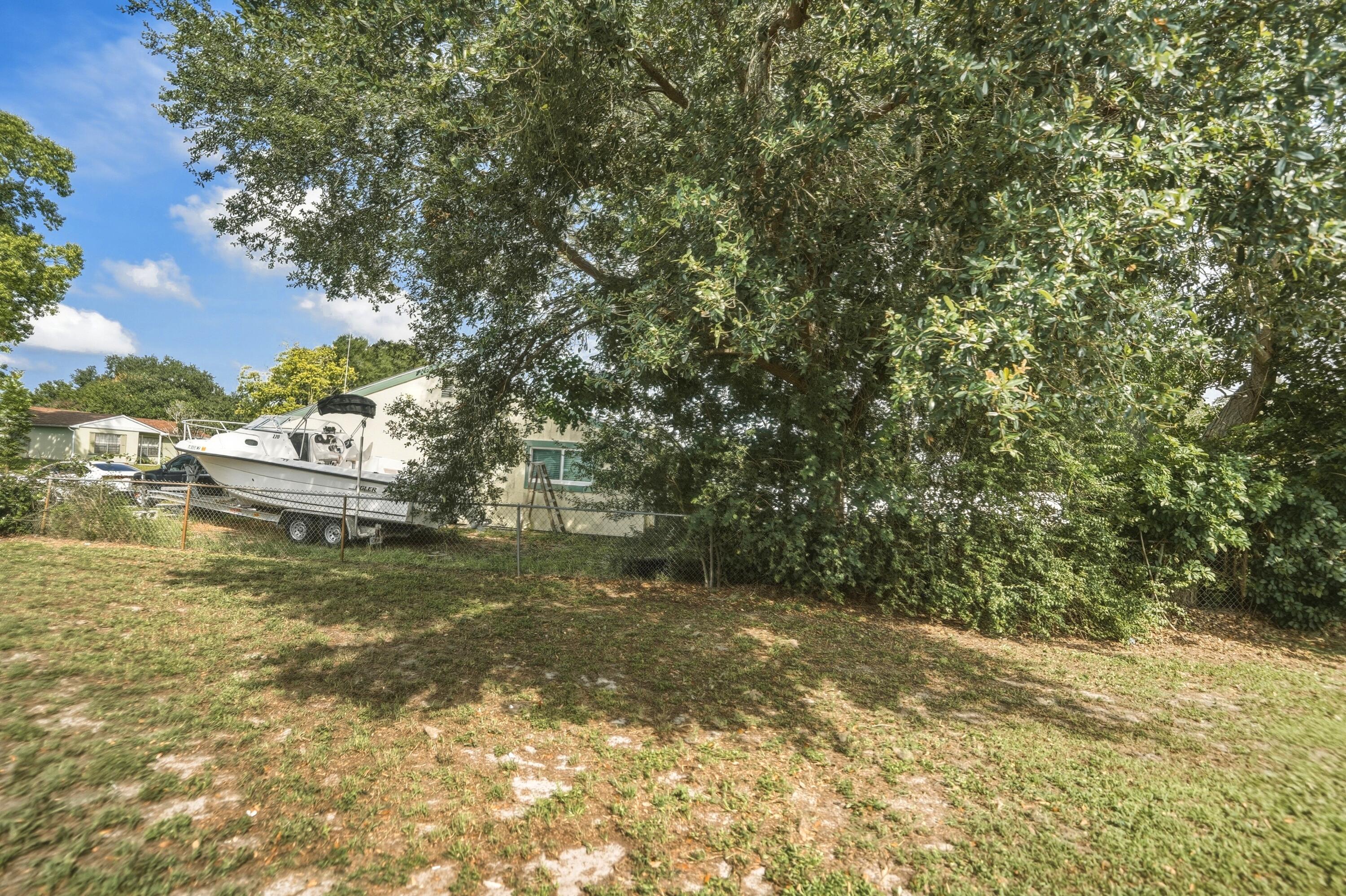 3120 Sw Landale Boulevard Property Photo 25