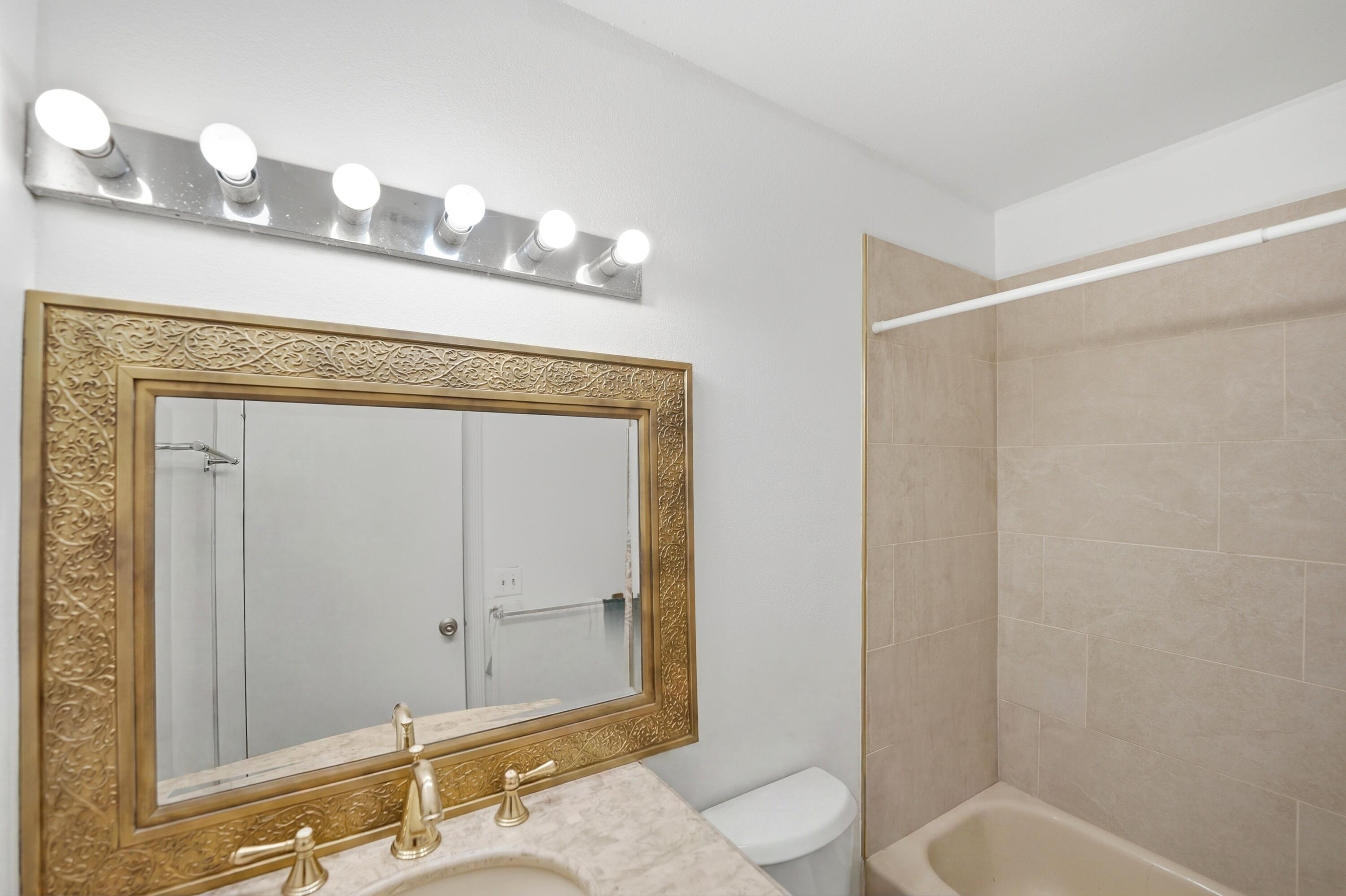 3120 Sw Landale Boulevard Property Photo 44