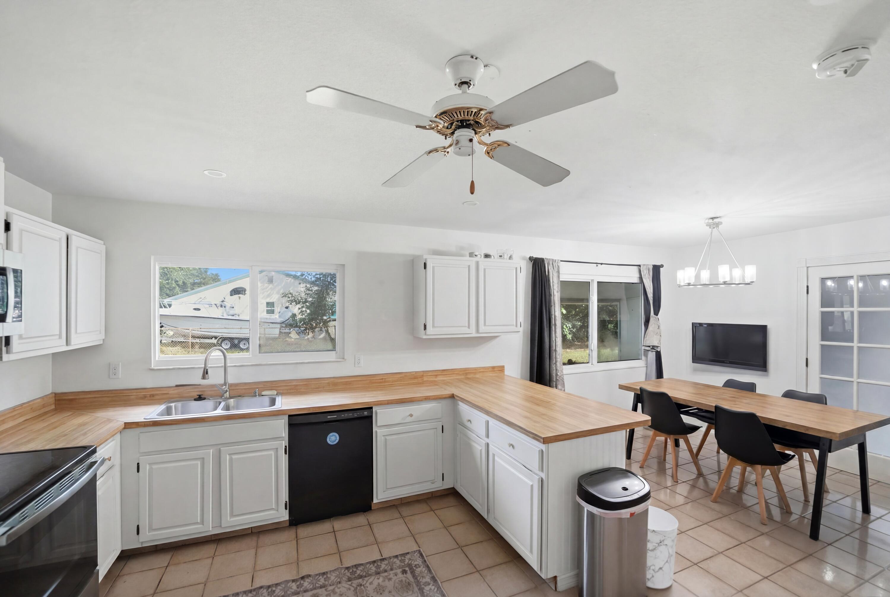 3120 Sw Landale Boulevard Property Photo 52