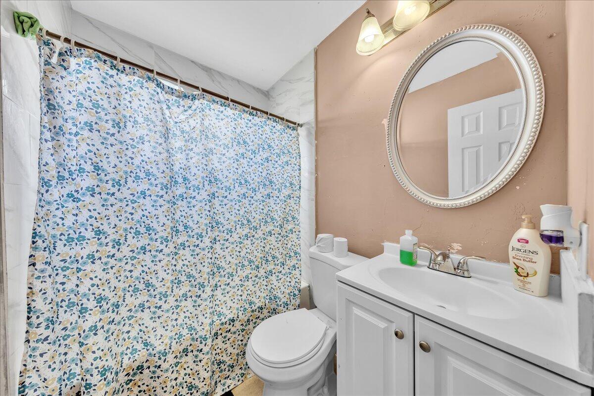 3560 Nw 34th Way Property Photo 23