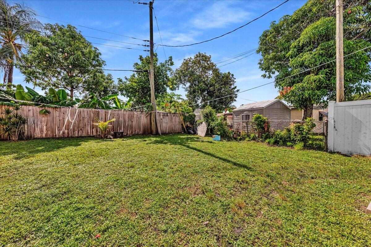 3560 Nw 34th Way Property Photo 29