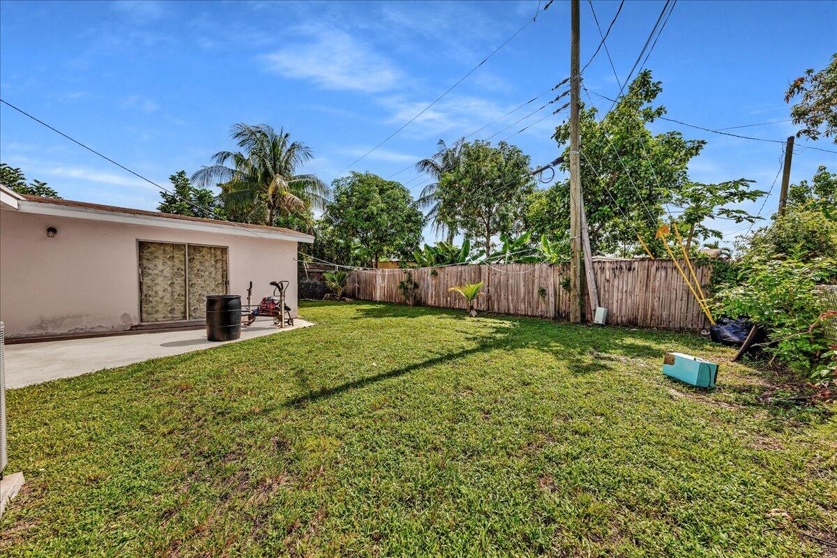 3560 Nw 34th Way Property Photo 30