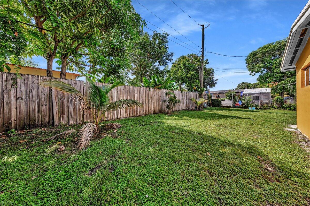 3560 Nw 34th Way Property Photo 34