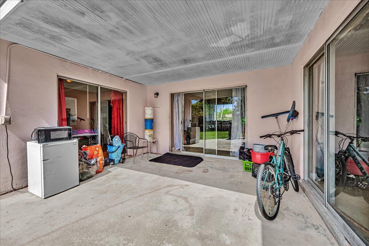 3560 Nw 34th Way Property Photo 35