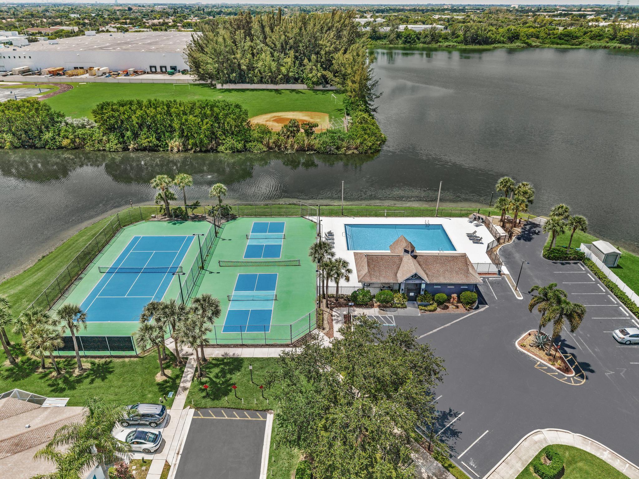 6001 Harbor Isle Way 494 Property Photo 46
